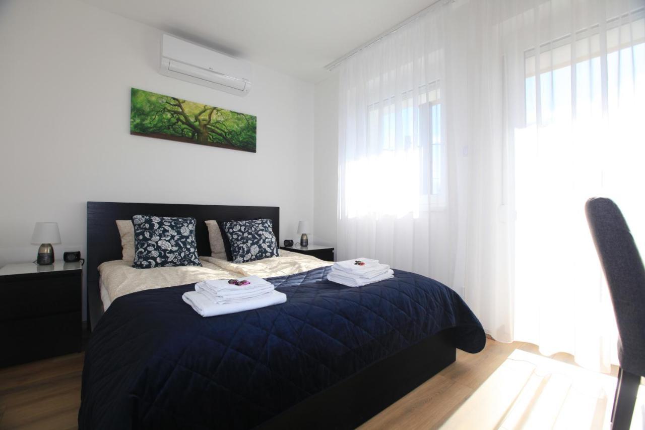 Paskal-Lux Apartments With Free Parking And Ac Budapest Bagian luar foto