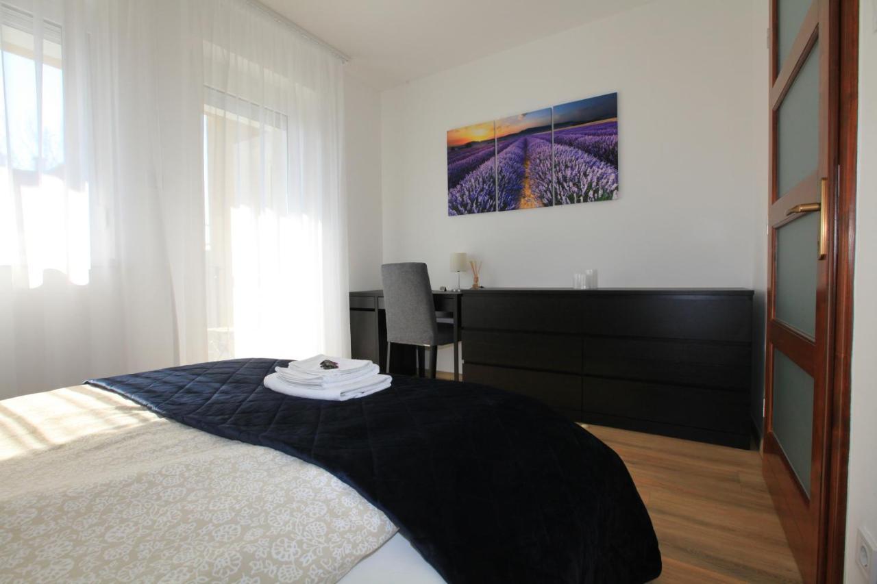 Paskal-Lux Apartments With Free Parking And Ac Budapest Bagian luar foto