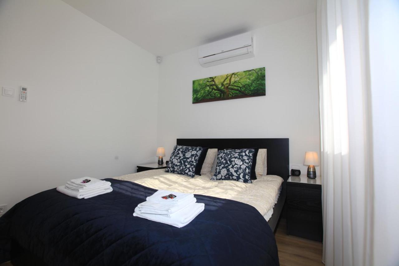 Paskal-Lux Apartments With Free Parking And Ac Budapest Bagian luar foto