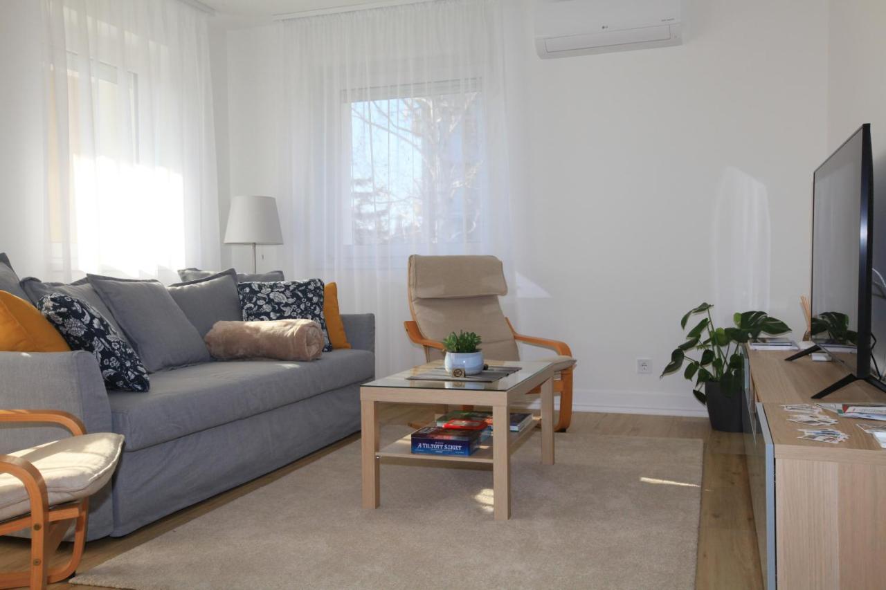 Paskal-Lux Apartments With Free Parking And Ac Budapest Bagian luar foto