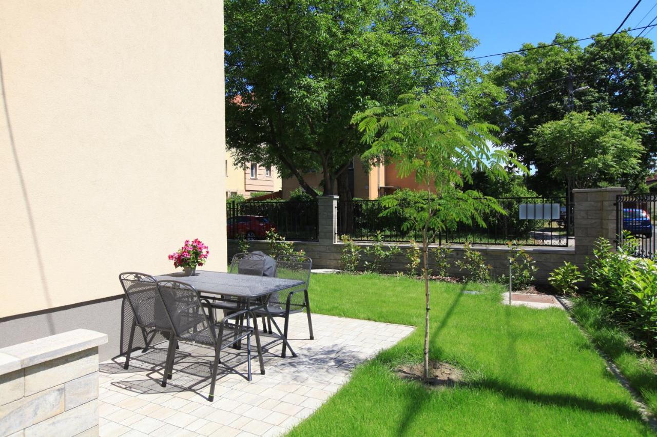 Paskal-Lux Apartments With Free Parking And Ac Budapest Bagian luar foto