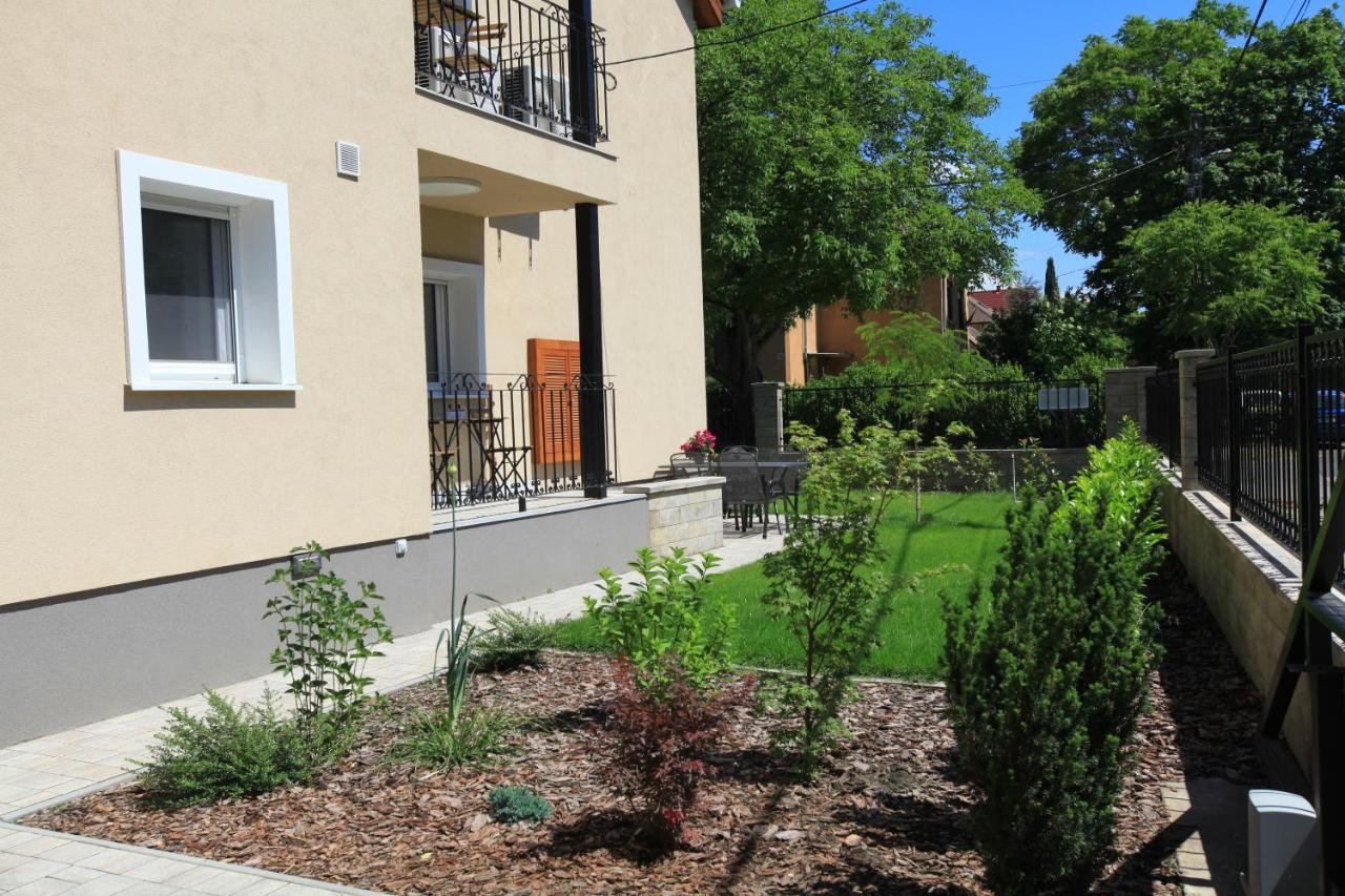 Paskal-Lux Apartments With Free Parking And Ac Budapest Bagian luar foto