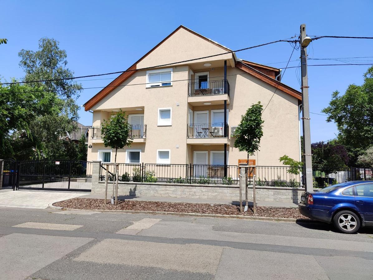 Paskal-Lux Apartments With Free Parking And Ac Budapest Bagian luar foto